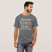 ルドルフがいたずらリストを食べてくれることを祈る ファニークリスマス ヴィンテージ Tシャツ (正面フル)