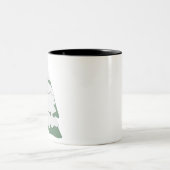 ルドルフのクリスマスツリー1 （リミックス） ツートーンマグカップ (中央)