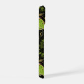 ルナガの蛾、月相とツタのダマスク2 iPhone 15ケース (右側面)