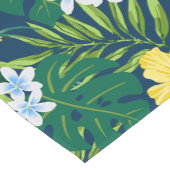 ルナハイビスカスガーデンハワイアン – イエロー&ネイビー ショートテーブルランナー (コーナー)