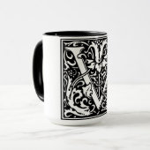 ルネッサンススタイルアルファベット文字Vオンマグカップ マグカップ (正面左)