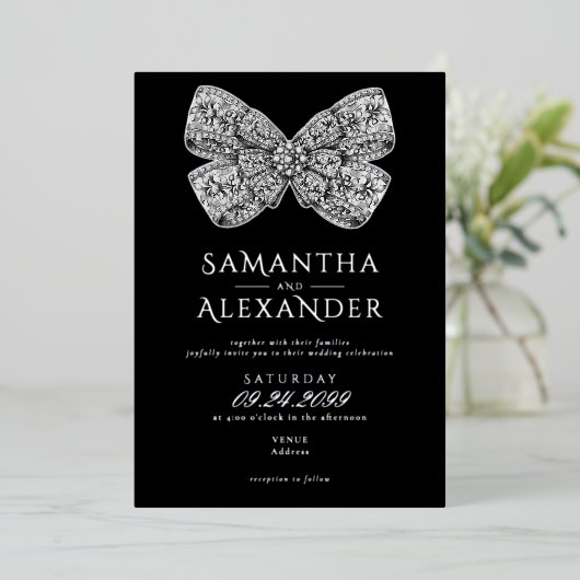 ルネッサンス華美リージェンシーボウブラックフォト結婚ズ 箔招待状 (立ち正面)