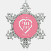 ルビー結婚40周年伝統的 スノーフレークピューターオーナメント (正面)