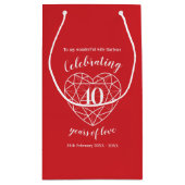 ルビー記念日40年の愛の妻の抱き枕 スモールペーパーバッグ (裏面)