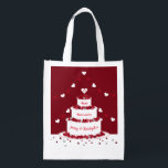 ルビー40周年結婚デザイン エコバッグ<br><div class="desc">40パーソナライズされた回目のル結婚ビーの記念抱き枕
この美しいバッグは、40歳の結婚で母や妻にとって最高のプレゼントです。
このデザインは、濃い赤の背景に3段のケーキを重ね、周囲をハート花びらと束に囲んで表示します。
このケーキには、40年一緒に過ごした夫婦の名前と「おめでとう読」という宇宙があります。
このロマンチックなデザインでは、マッチングカードも。</div>
