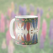 ルピネの花と蝶ヴィンテージ模様 コーヒーマグカップ
