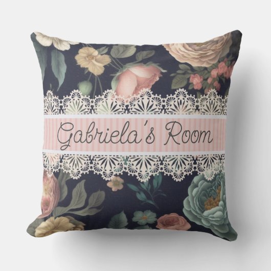 ルブードワールノワールヴィンテージレースアンドファブリック クッション (正面)