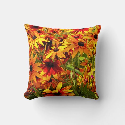 ルベキア花 クッション (正面)