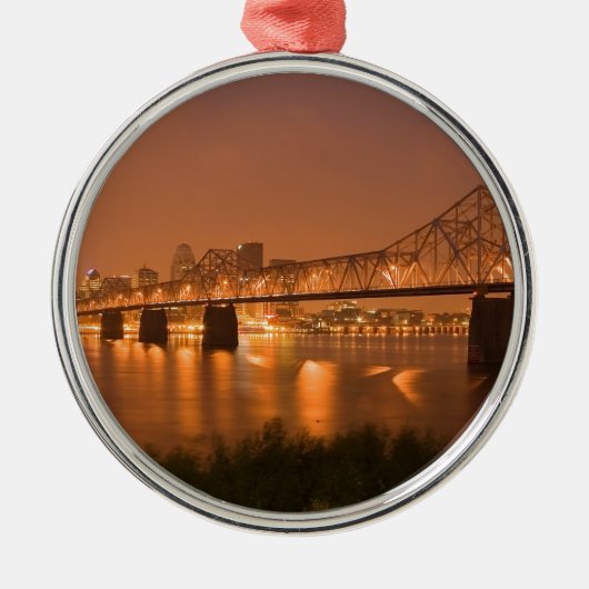 ルーイスビルケンタッキー夜は橋オハイオ川をつけます メタルオーナメント (正面)