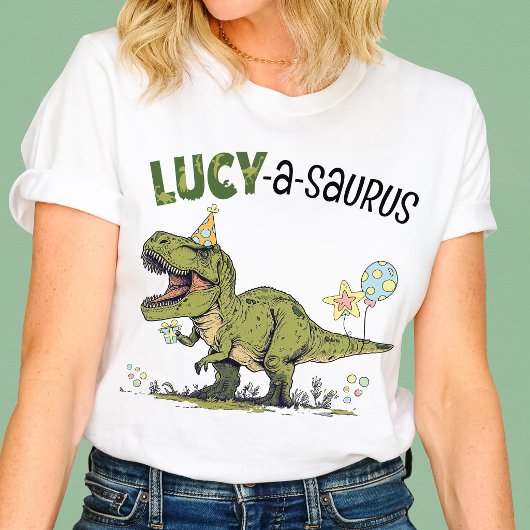 ルーシーサウルス 恐竜 オーダーメイド 子供の誕生日パーティー Tシャツ