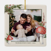 ルースティック ウッドランド クリスマス キノコ 2 フォト セラミックオーナメント (裏面)