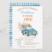 ルースティック ブルーのパンプキントラック 秋の1歳の誕生日 招待状 (正面/裏面)