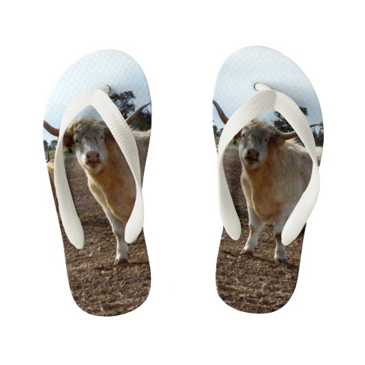 ルーズの牛：ハイランド牛の小麦ホイスト キッズビーチサンダル (フットベッド)