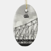 ルーズベルトの島の路面電車、NYCのアナログの(フィルムの)写真 セラミックオーナメント (右)