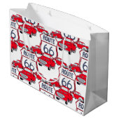 ルート66のヴィンテージの赤いトラック ラージペーパーバッグ (裏面アングル)