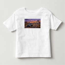 ルート66を走る1964年型キャデラック トドラーTシャツ