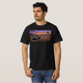 ルート66を走る1964年型キャデラック Tシャツ (正面フル)