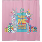 ルーニー・チューン™ | Mistletoeの下で会う シャワーカーテン (正面)