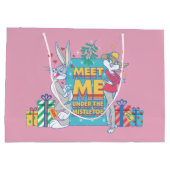 ルーニー・チューン™ | Mistletoeの下で会う ラージペーパーバッグ (裏面)