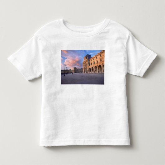 ルーブル美術館、パリ、フランス トドラーTシャツ (正面)