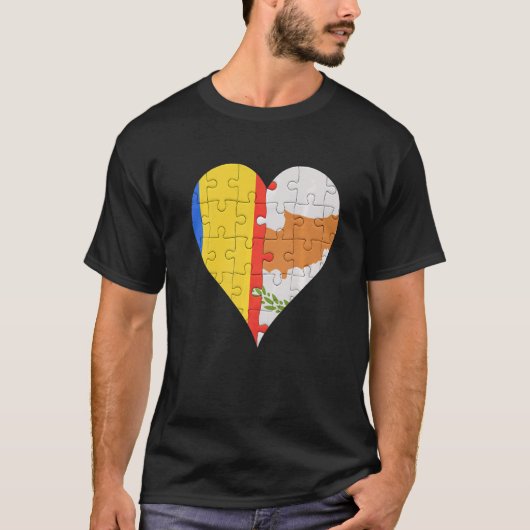 ルーマニアのキプロス国旗のハート Tシャツ (正面)