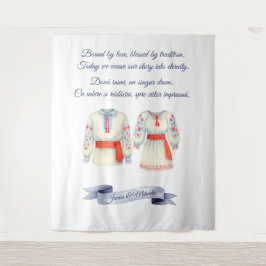 ルーマニアの伝統的な民族衣装をフィーチャーした、素朴で洗練された結婚式の招待状 タペストリー