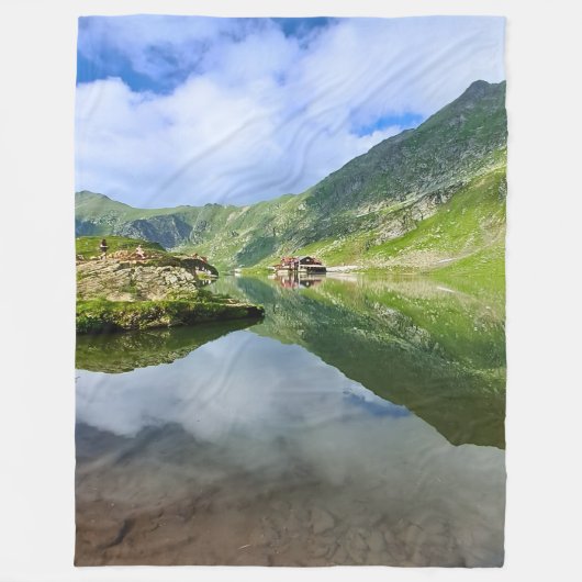 ルーマニアの壮大なバレア湖 – 高山の写真 フリースブランケット (正面)