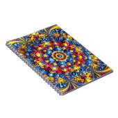 ルーマニアの色を使用したノートブック抽象デザイン ノートブック (右側)