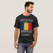 ルーマニア人がここにいることを恐れない Tシャツ (正面フル)