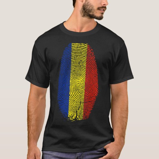 ルーマニア国旗の指紋ローマの私のDnaに Tシャツ (正面)