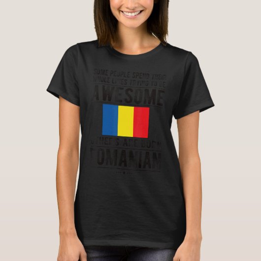 ルーマニア素晴らし国旗ルーマニアのルーツ Tシャツ (正面)
