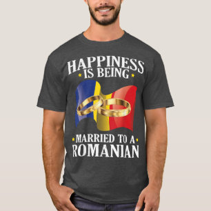 ルーマニア結婚した人の夫Wに幸せがある Tシャツ