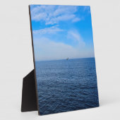 ルーマニア黒海の静けさ – カモメと青空のプリント フォトプラーク (側面)