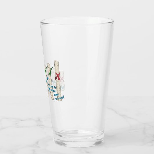 ルーラーの設定のユーモアのある長さ タンブラーグラス (左)