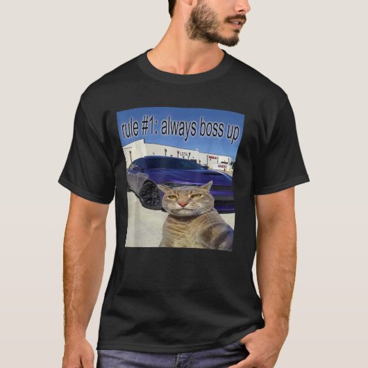 ルール1 常にボスを上げる 面白い猫 奇妙なネコのデザイン Tシャツ (正面)
