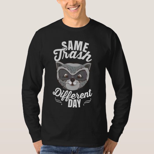 ルーンの衣装を着た男たち Tシャツ (正面)