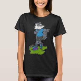 ルーンインラインスケートで滑るローラースケート Tシャツ
