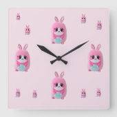 ルー・ルー。かわいいピンクの生き物。 スクエア壁時計 (正面)