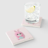 「ルー・ルー」可愛らしいピンク色の生き物 ストーンコースター (横)