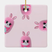 「ルー・ルー」可愛らしいピンク色の生き物 セラミックオーナメント (裏面)