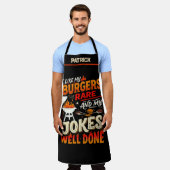 レアバーガーと面白いジョークのエプロン - オーダーメイドBBQ エプロン (着用した状態)