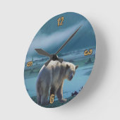 レア幽霊クマと霧の河の野生生物のシーン ラウンド壁時計 (傾斜)