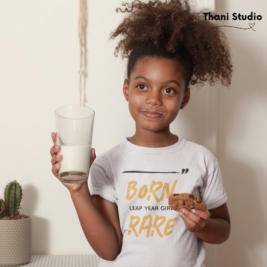 レア生まれリープイヤー女子2月29日誕生日 Tシャツ