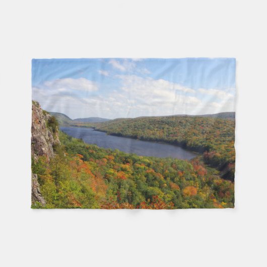 レイクインザクラウドフリースブランケット フリースブランケット (正面(横))