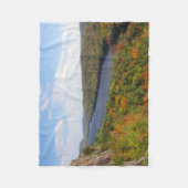 レイクインザクラウドフリースブランケット フリースブランケット (正面)