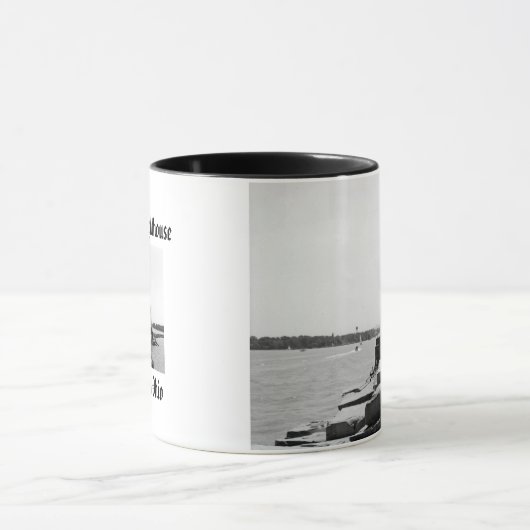 レイクエリーライトハウス マグカップ (中央)