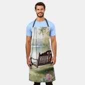 レイクサイドスイングinロマンチックな水のカラーガーデン エプロン (着用した状態)