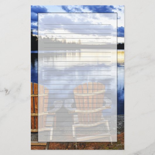 レイクショアの日没の木製の椅子 便箋 (正面)