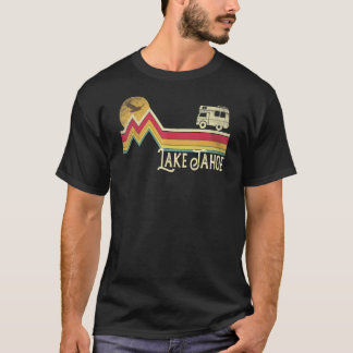 レイクタホレトロスタイルマウンテンヴィンテージキャンピングカ Tシャツ