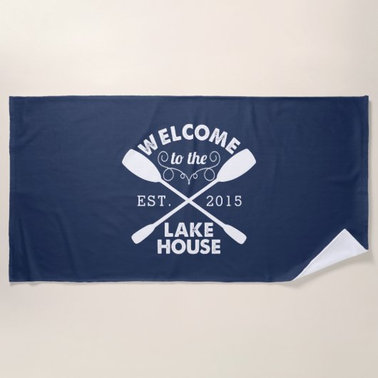 レイクハウスへようこそ |カスタム ビーチタオル (正面)